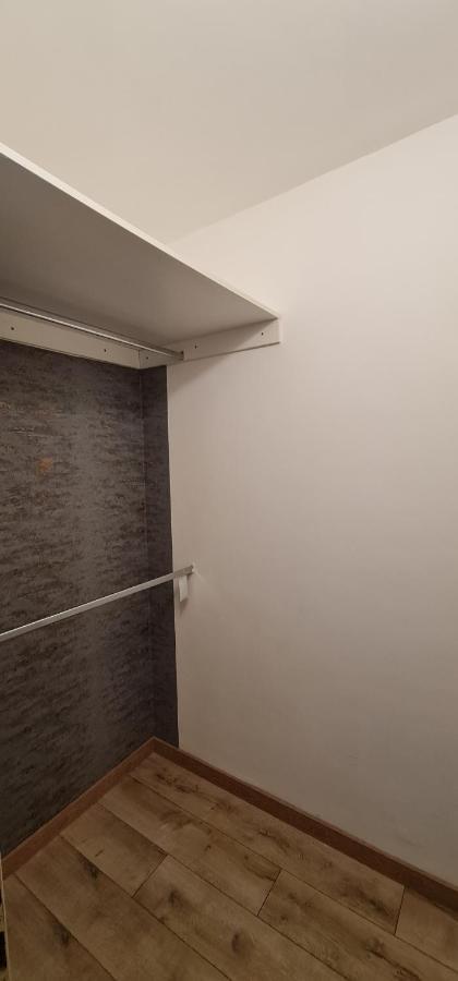 Ybs Apartman Daire Zalaegerszeg Dış mekan fotoğraf